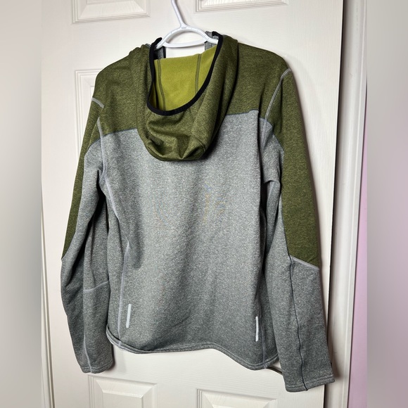 Comfortable - Picture 2 of 3